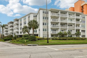 N Shore Dr-S2701-001.jpg