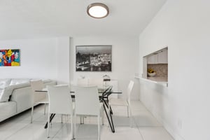 N Shore Dr-S2701-014.jpg