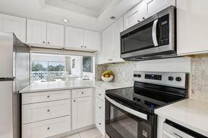 N Shore Dr-S2701-016.jpg