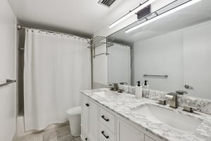 N Shore Dr-S2701-025.jpg