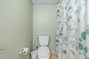  Photo 35