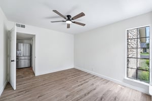 River Bend Dr-S2606-022.jpg