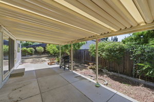 034_F8_1100 Shaddick Dr