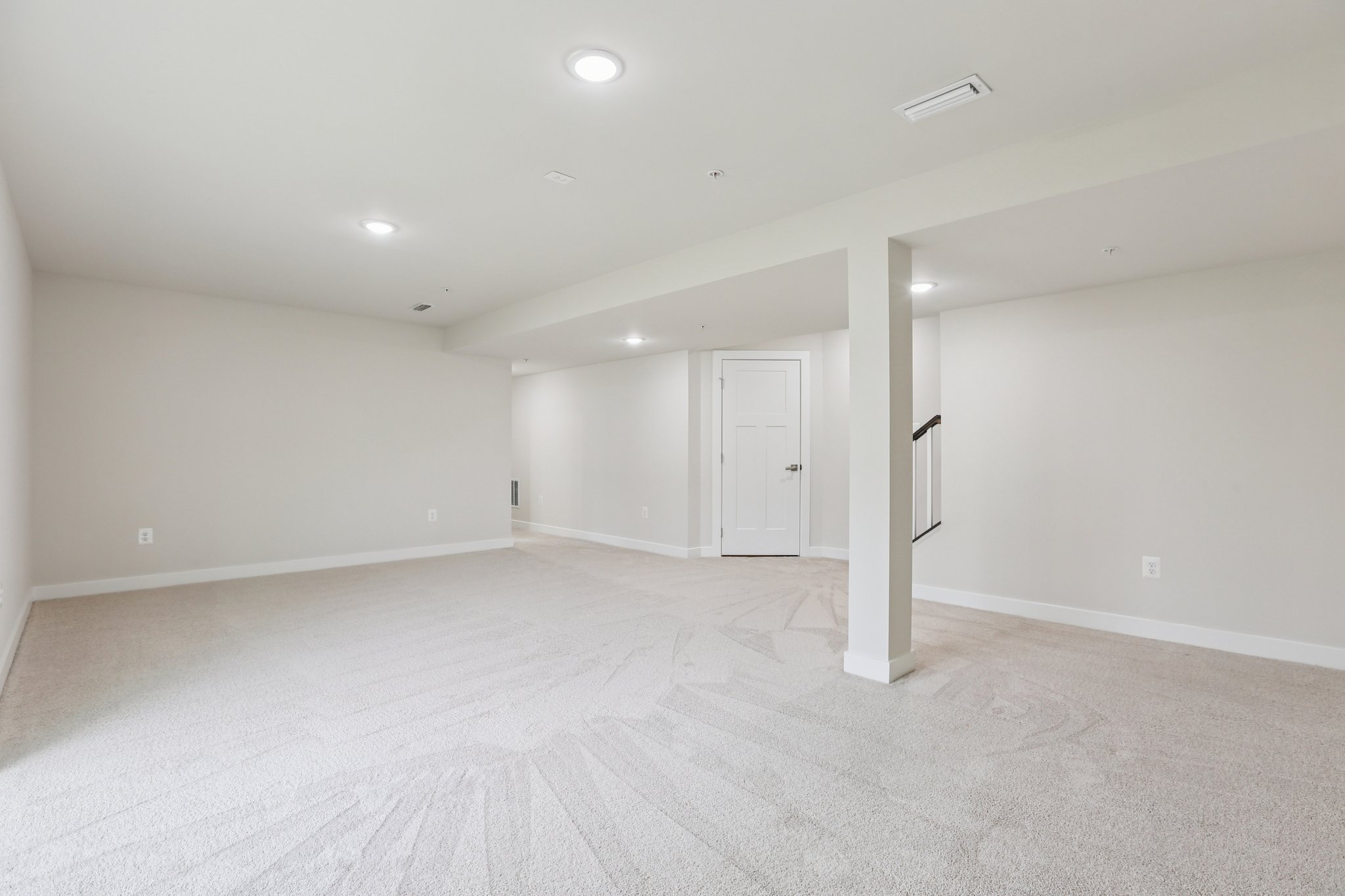 Corner Stone Ln-S0304-021.jpg