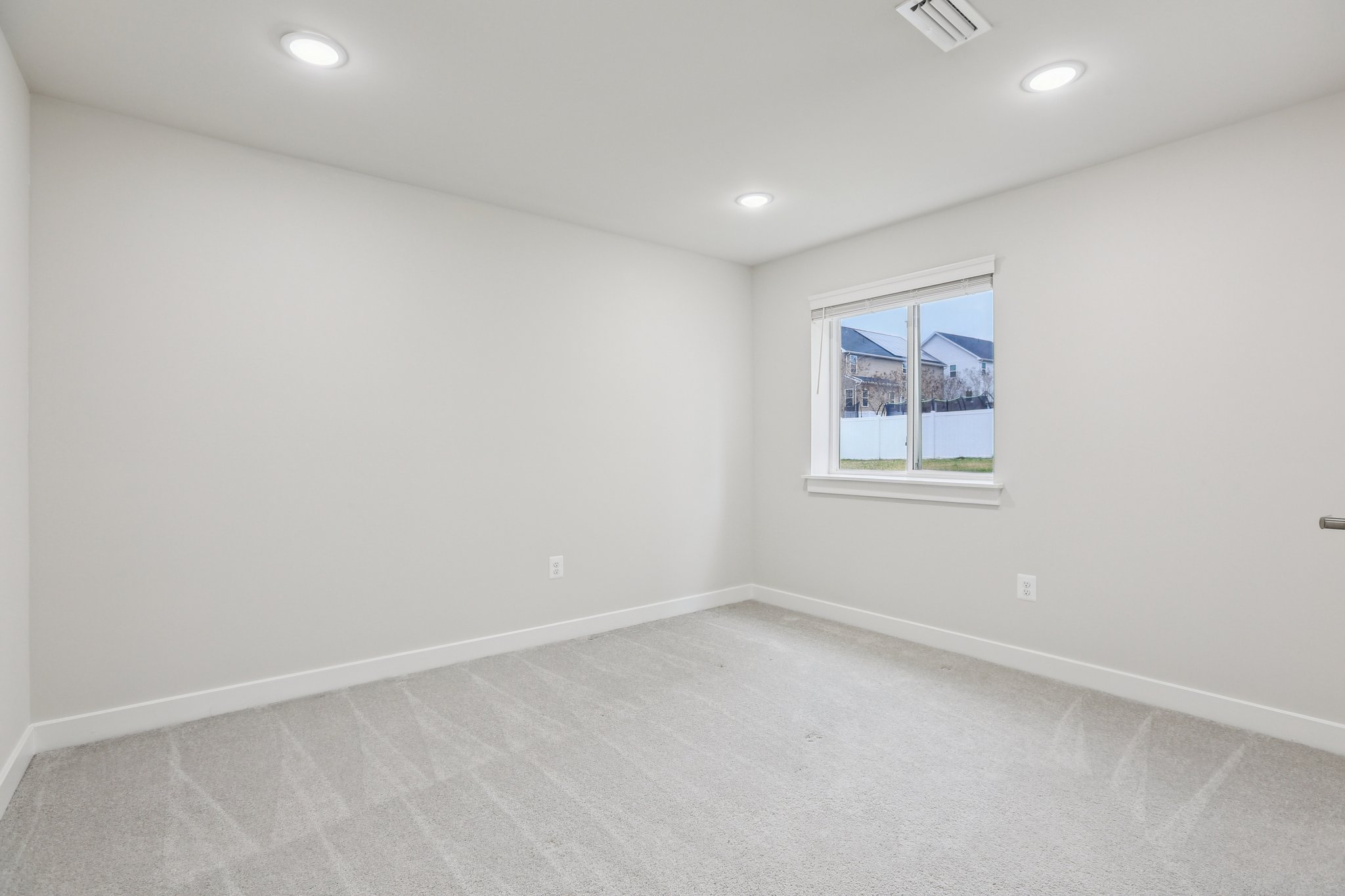 Corner Stone Ln-S0304-023.jpg