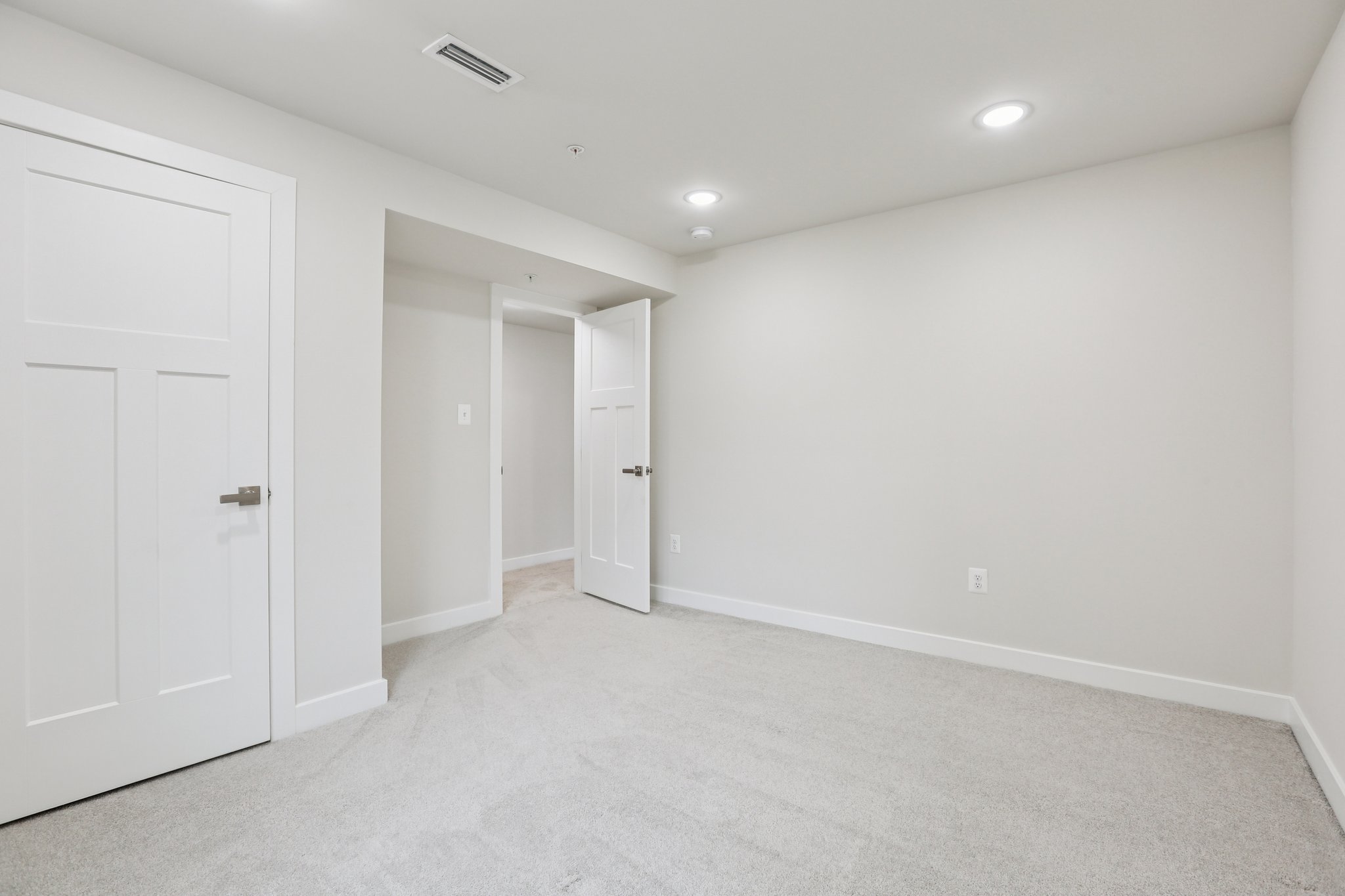 Corner Stone Ln-S0304-024.jpg