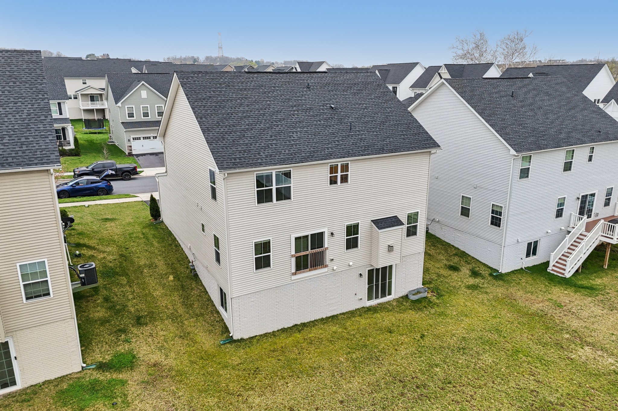 Corner Stone Ln-S0304-049.jpg