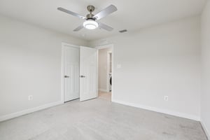 Corner Stone Ln-S0304-033.jpg