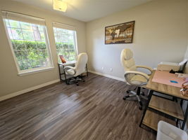 Need a quiet place to get something done? The clubhouse includes a resident office with room to work away from home.