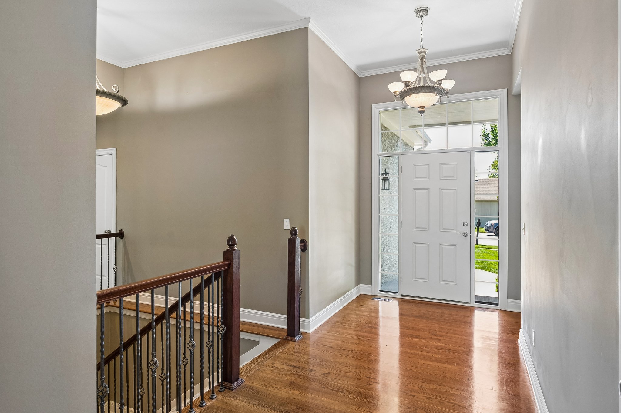 8722 - 11005 N Cosby Ave_004.jpg