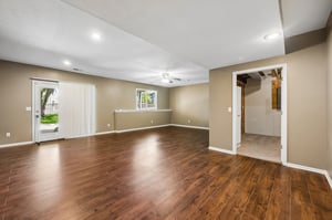 8722 - 11005 N Cosby Ave_024.jpg