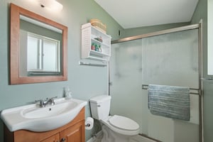 W Windsor Dr-S1902-018.jpg
