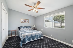 W Windsor Dr-S1902-019.jpg