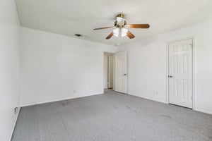 Oaktree Park-S3007-057.jpg