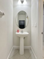 Bathroom 3 - IMG_0331