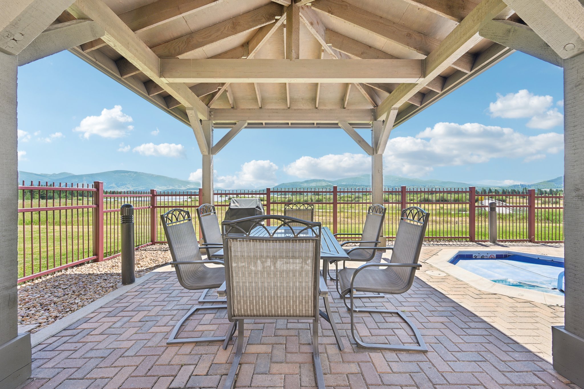 9000 Divide 101-055.jpg