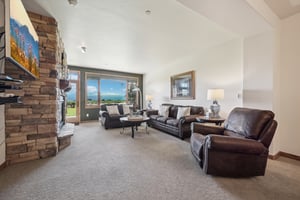 9000 Divide 101-004r.jpg