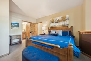 9000 Divide 101-024r.jpg