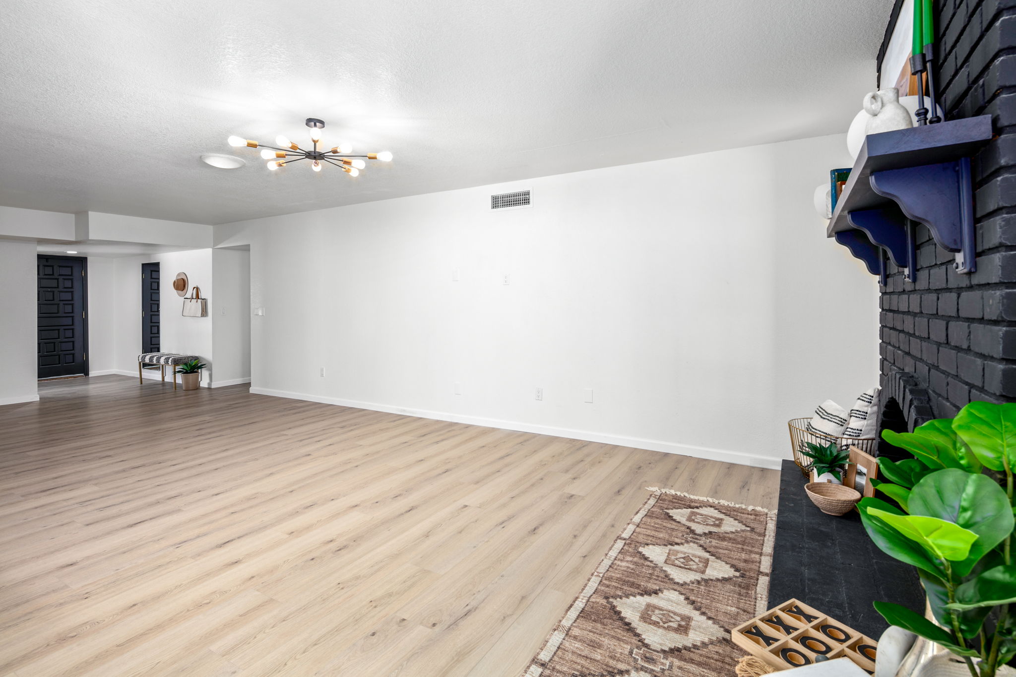 Family Room Details