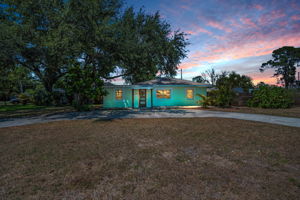 Front Exterior2