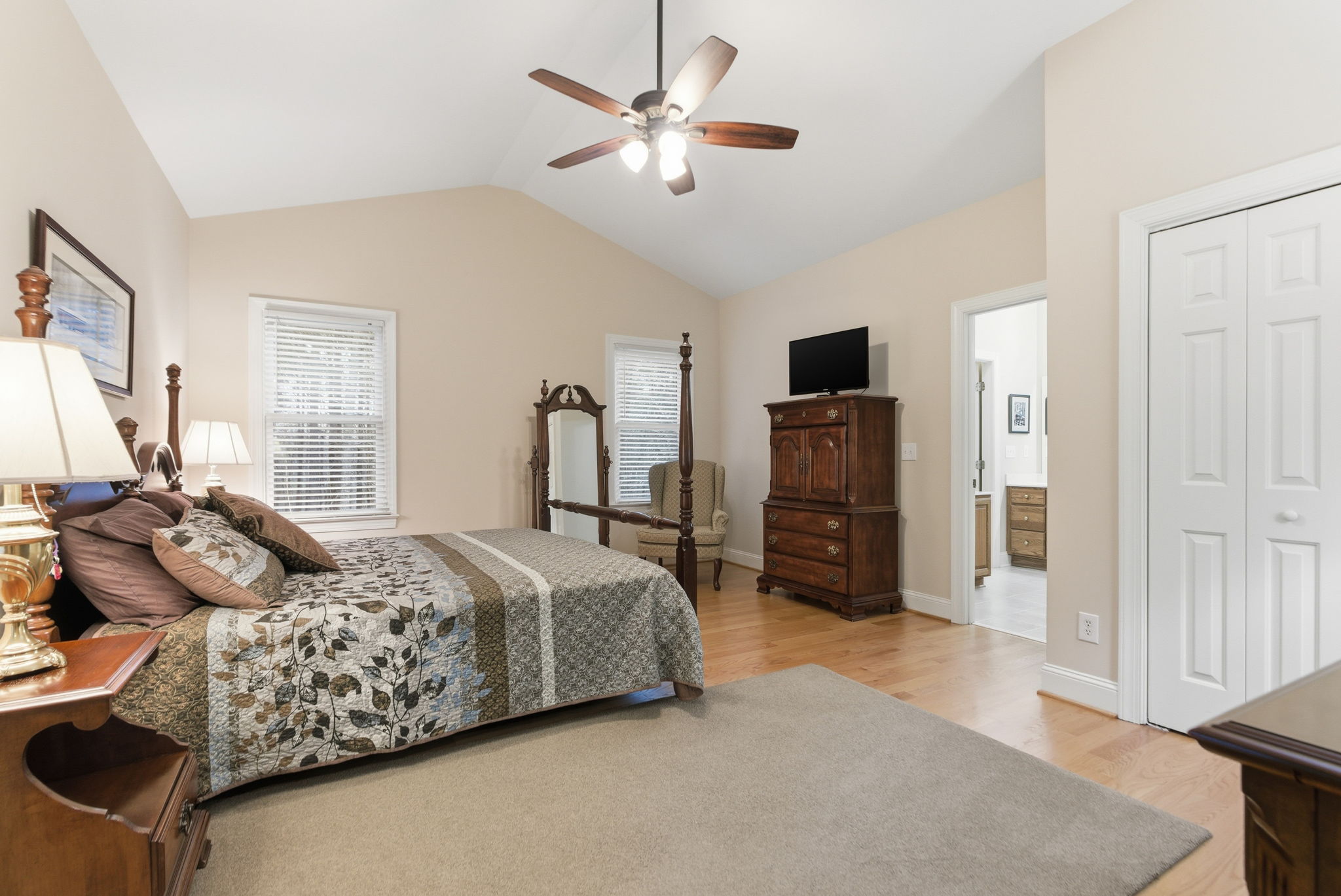 1101 Hidden Hills Drive-36