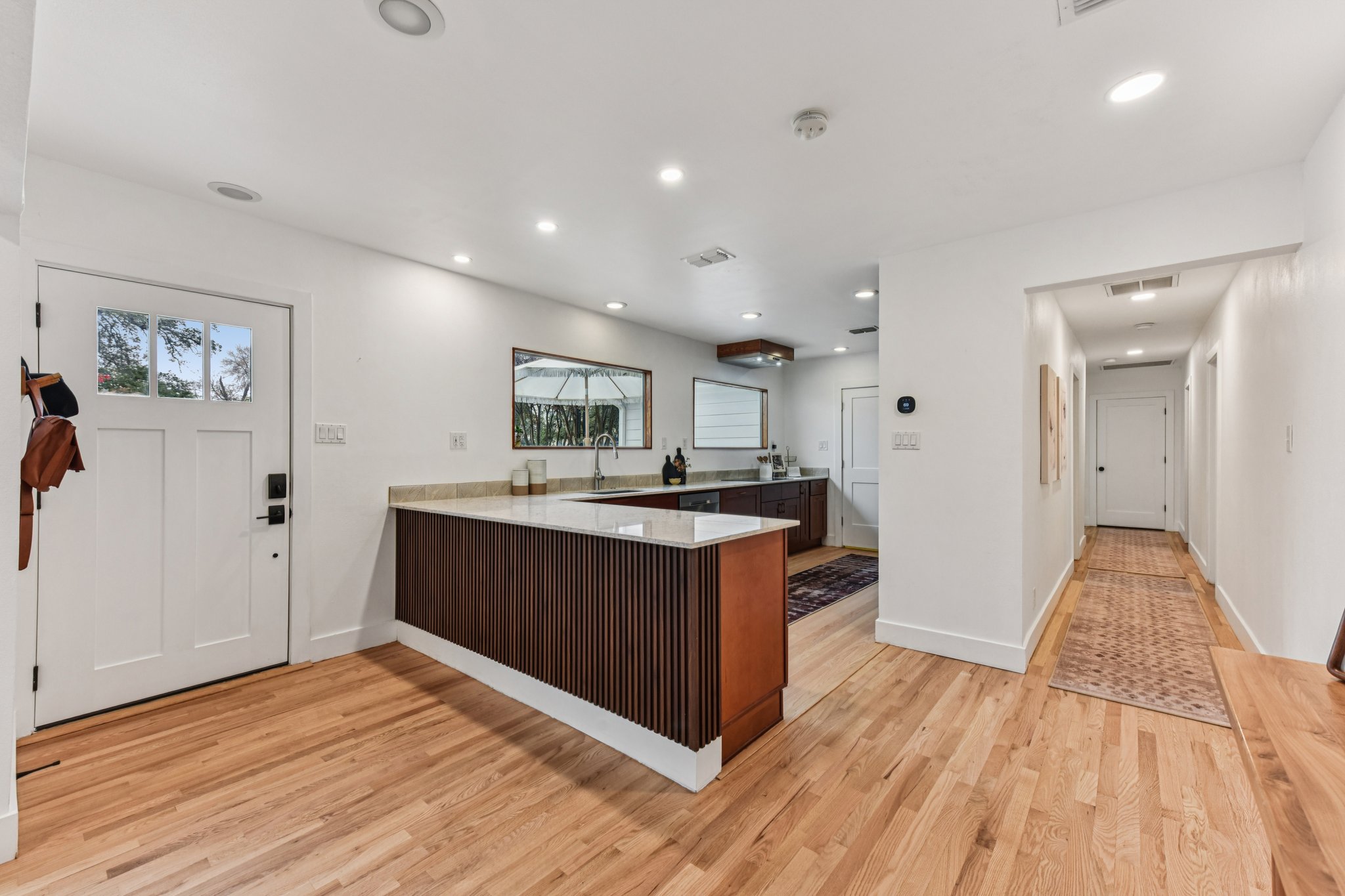 Manlove St-S1312-009.jpg