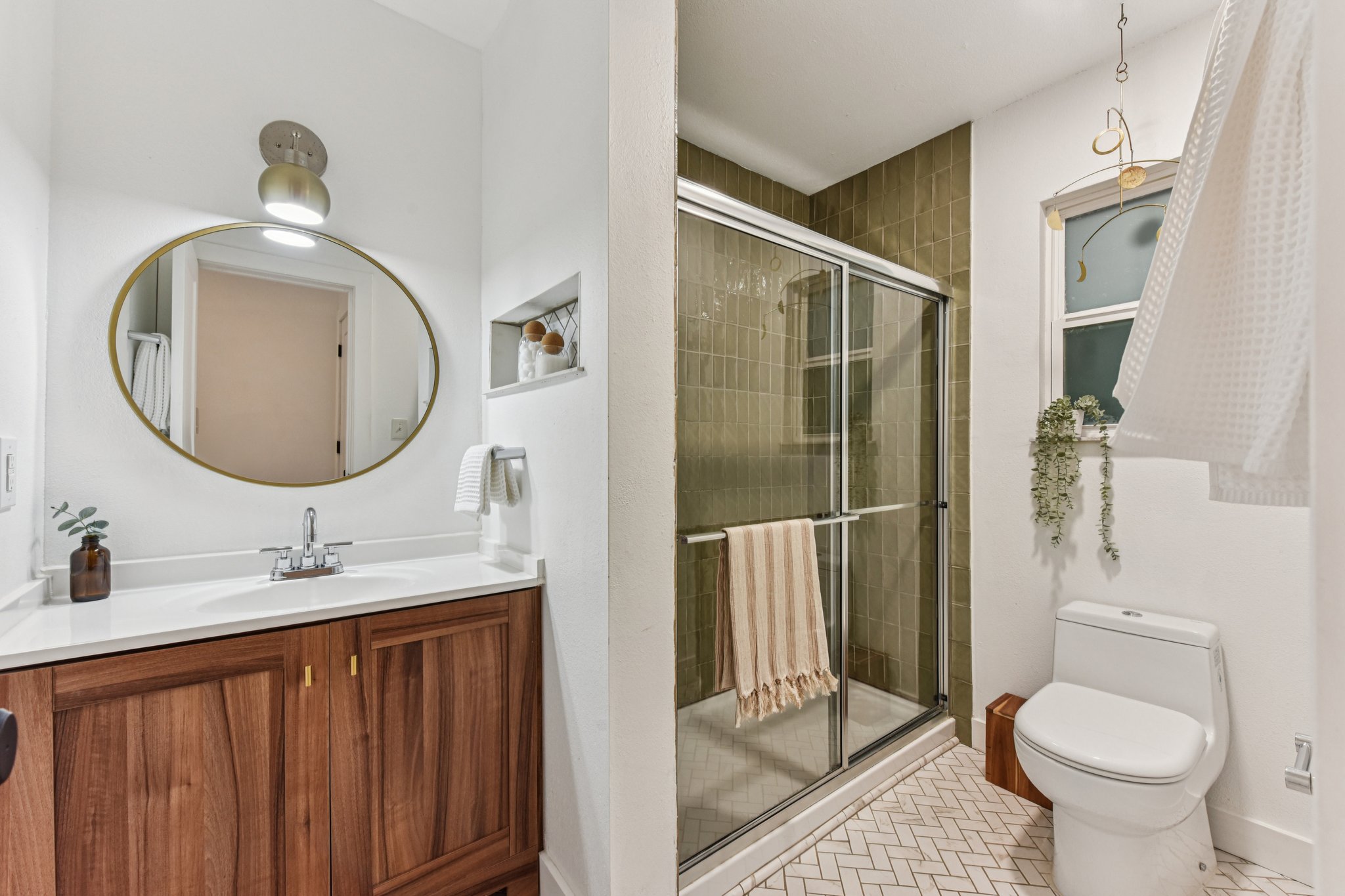 Manlove St-S1312-021.jpg