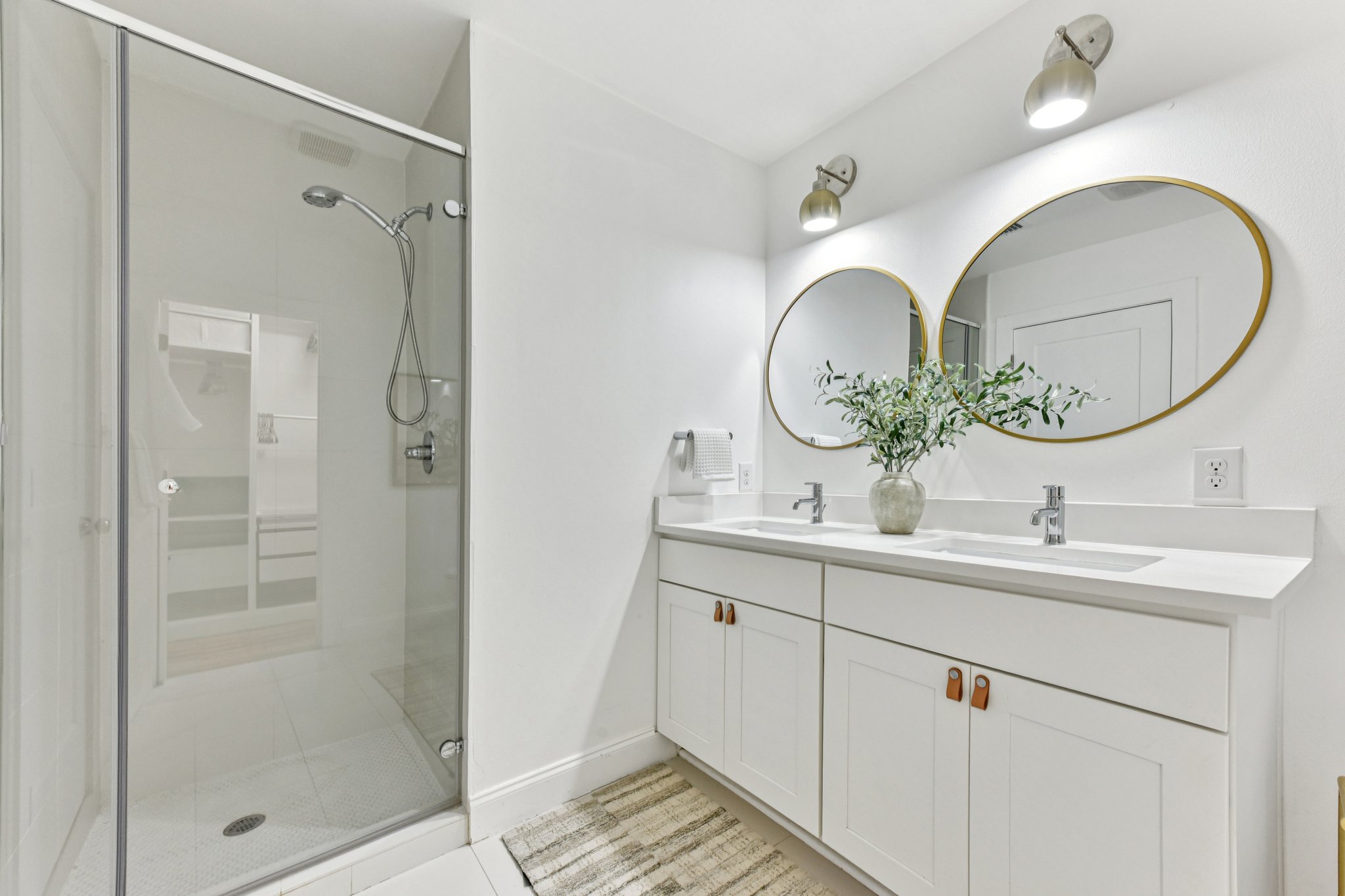 Manlove St-S1312-031.jpg