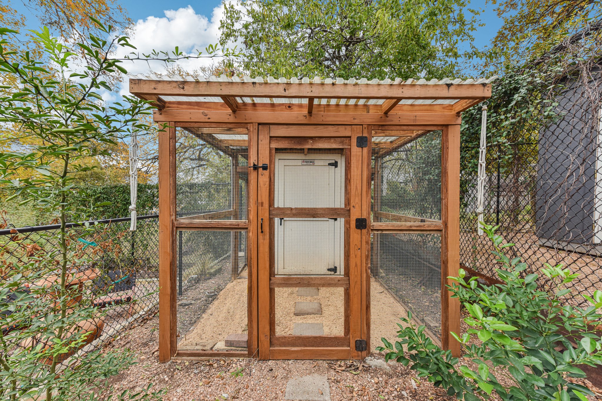 Manlove St-S1312-042.jpg