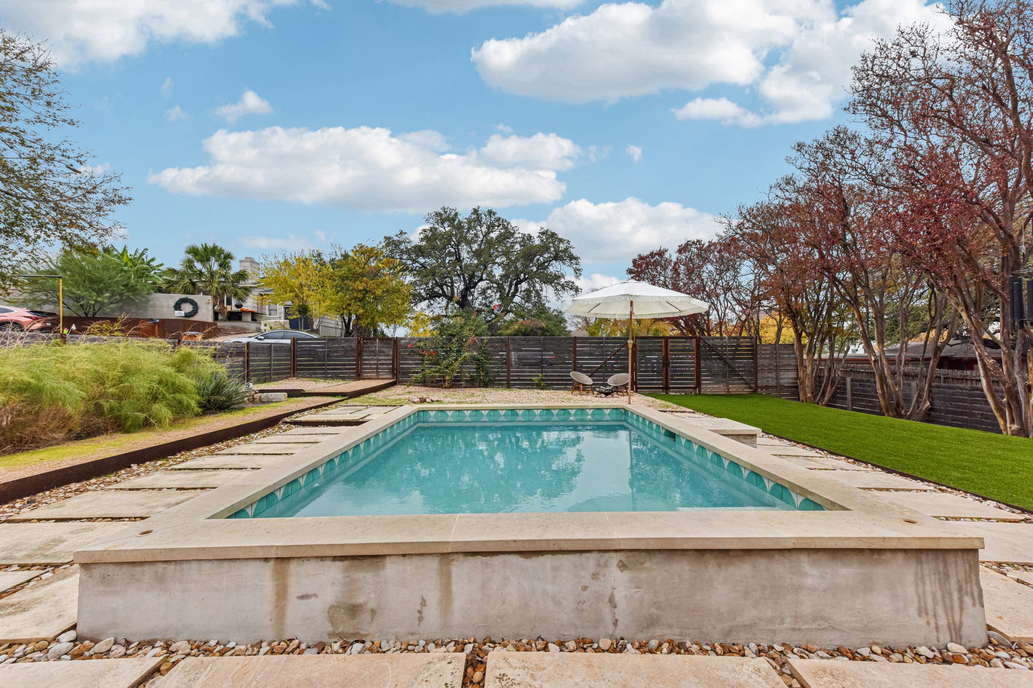 Manlove St-S1312-048.jpg