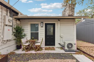 Manlove St-S1512-001.jpg