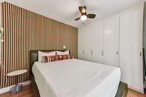 Manlove St-S1512-013.jpg