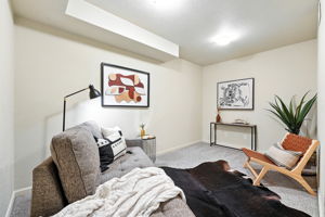  Photo 49