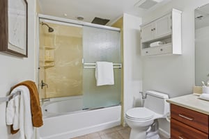 S Main St 118-S2008-022.jpg