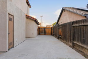  Photo 49
