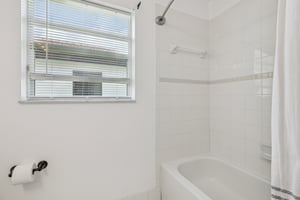 SE 20th Rd-1806-018.jpg