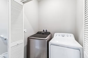 Logan Way-S0605-018.jpg