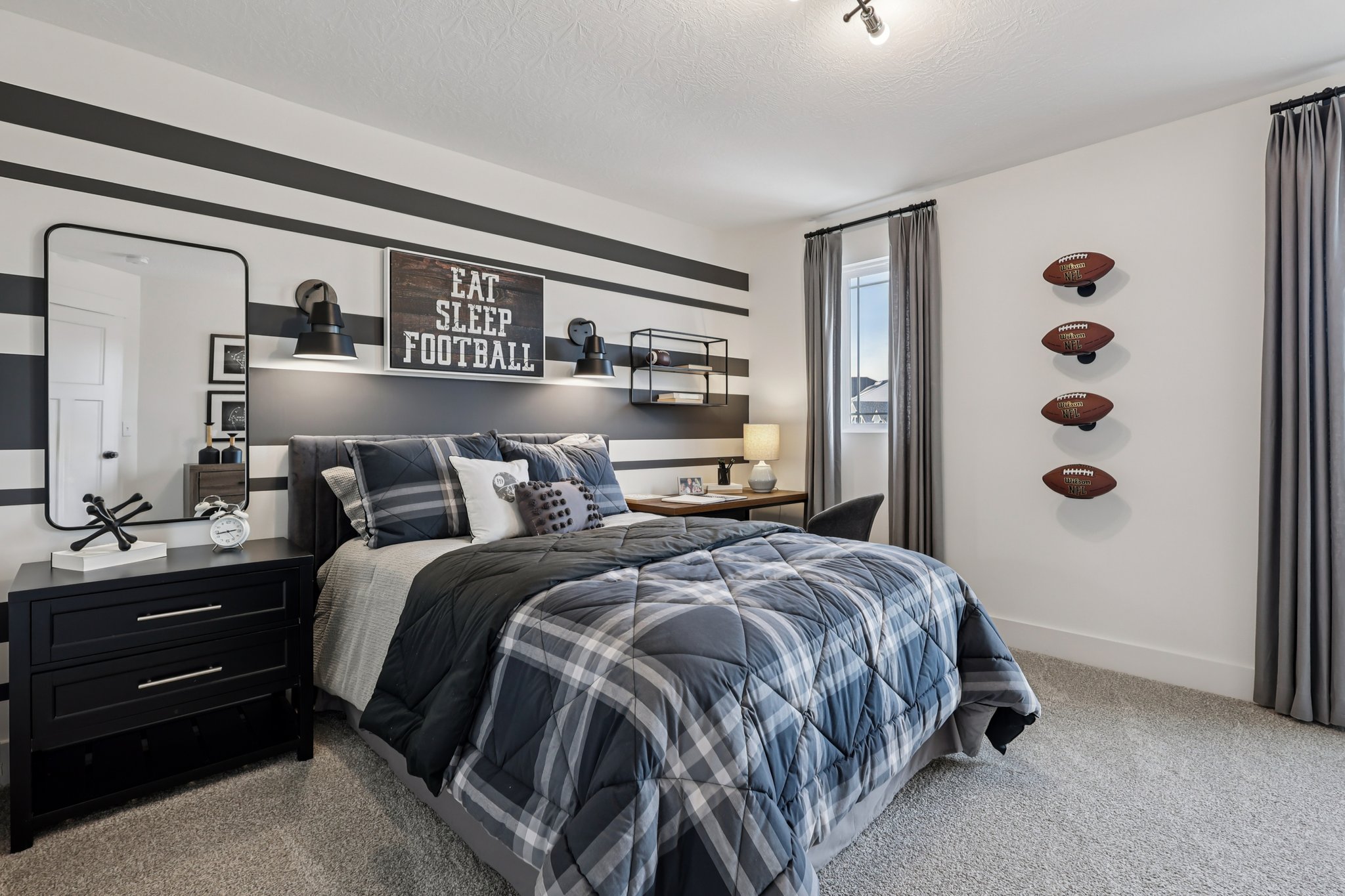 Woodmont Wy-S1812-036.jpg