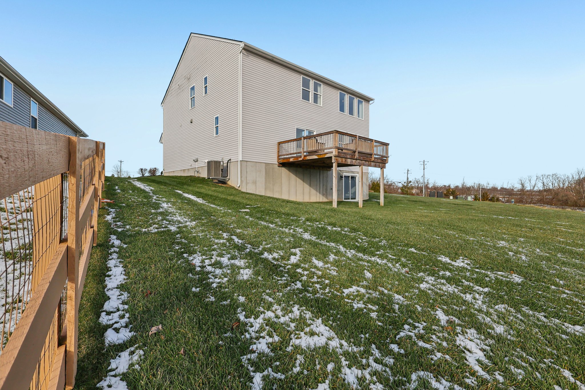 Woodmont Wy-S1812-054.jpg