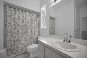 Upper Level Bathroom2