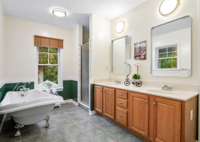 27-Primary Bath