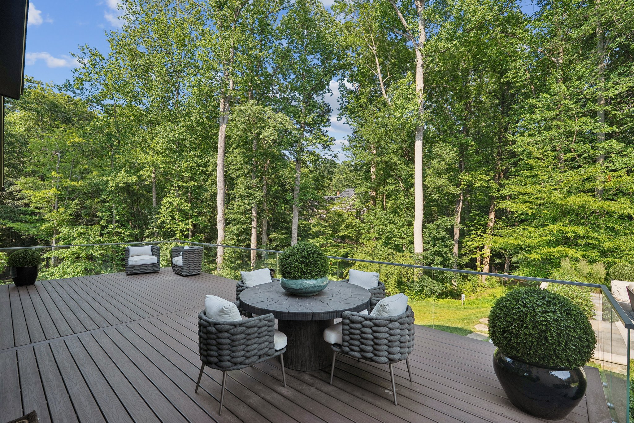 Expansive Deck