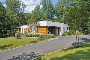 2 Car Garage