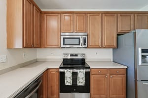 Castlemain Cir E-S1104-015.jpg