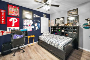 Upper Level Bedroom2