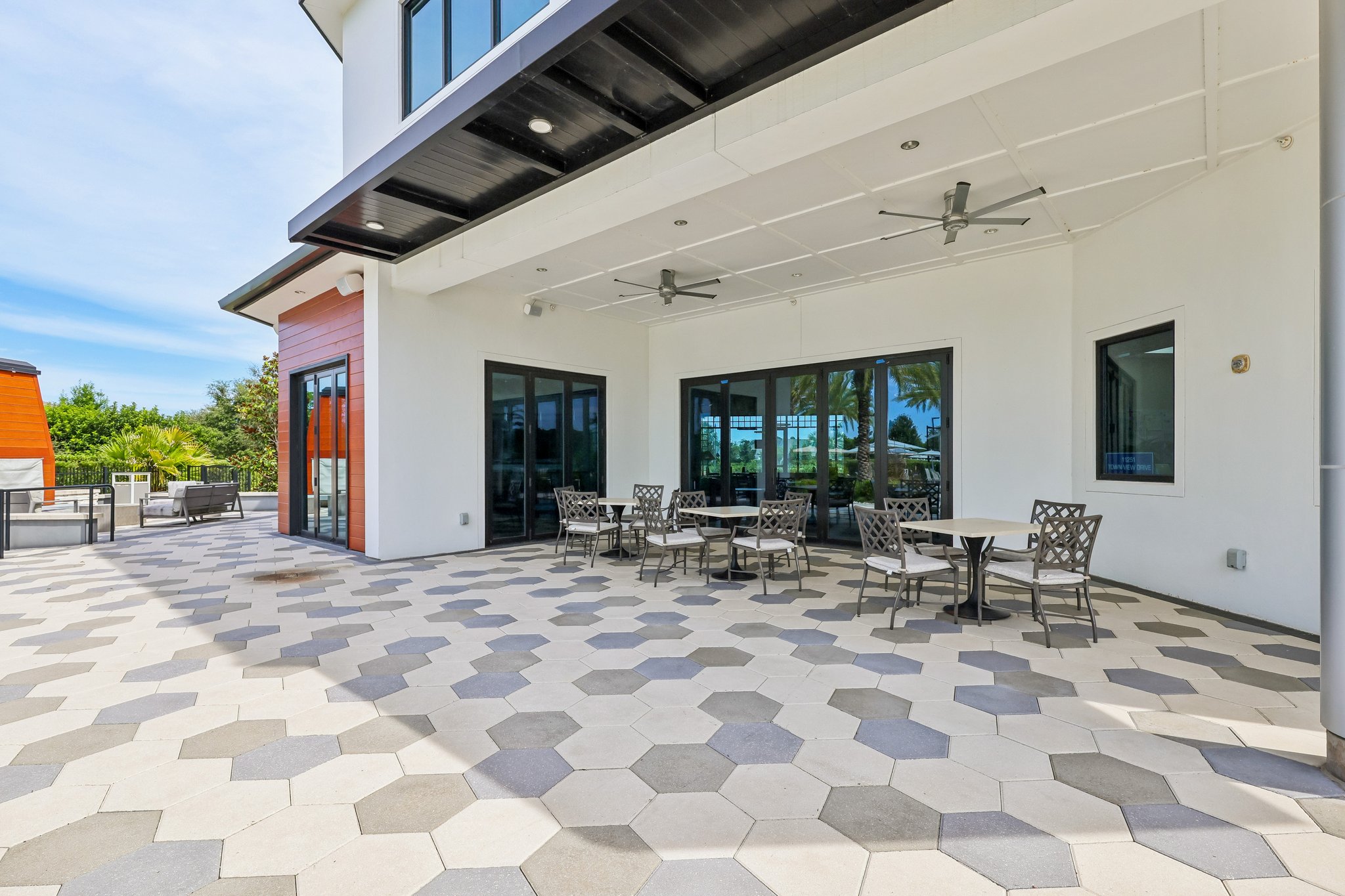 Town View Dr-3009-922.jpg