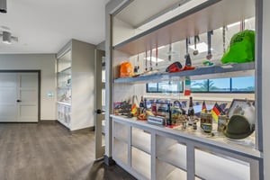 Town View Dr-3009-912.jpg