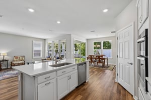 Town View Dr-S3009-020.jpg