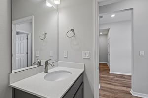 Town View Dr-S3009-023.jpg