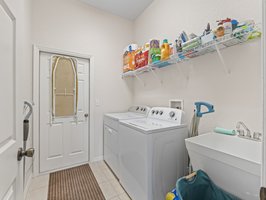  Photo 31